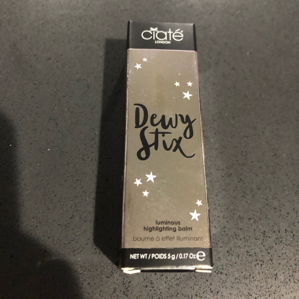 Dewy Stix highlighting balm